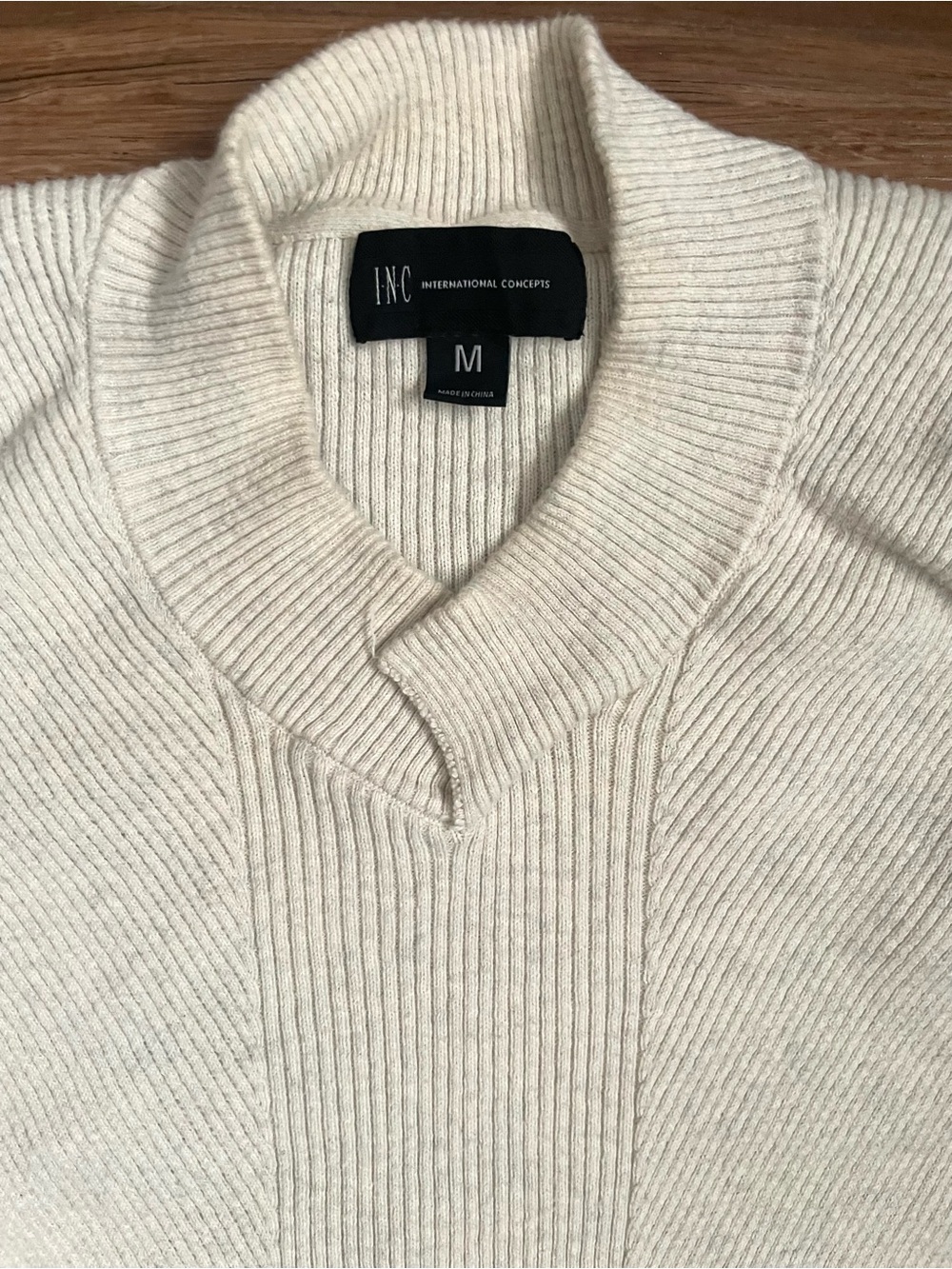 INC International Concepts Cream Ribbed Knit V-Neck Sweater Size M 100% Cotton - Picture 3 of 9